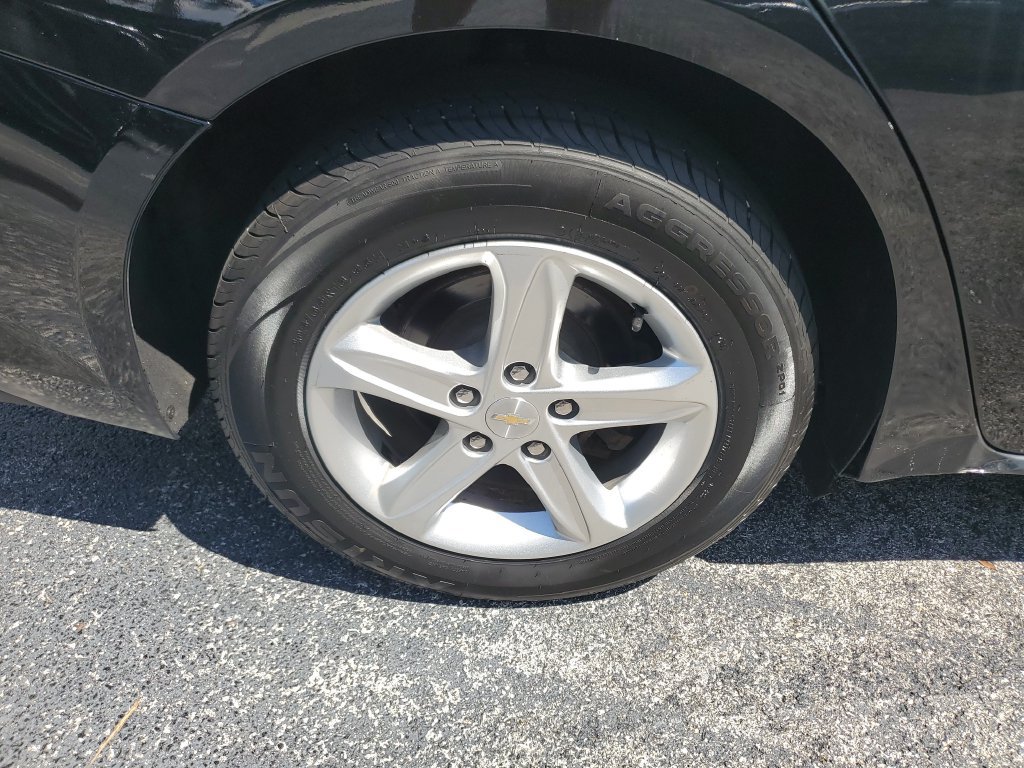 Used 2022 Chevrolet Malibu LS FWD image 7