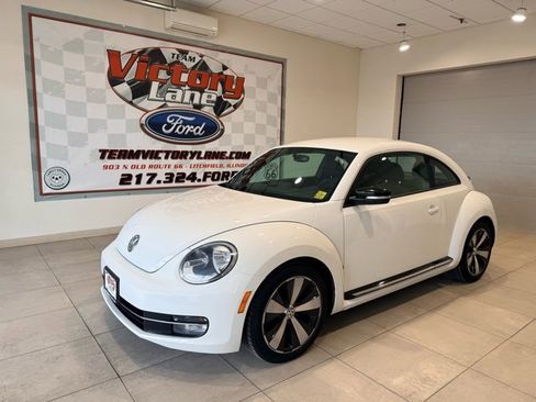 Used 2013 Volkswagen Beetle 2.0T image 1