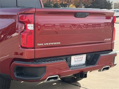 Used 2022 Chevrolet Silverado 1500 RST image 6