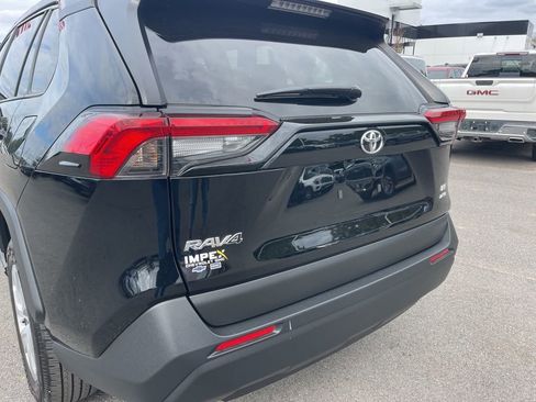 Used 2025 Toyota RAV4 LE image 28