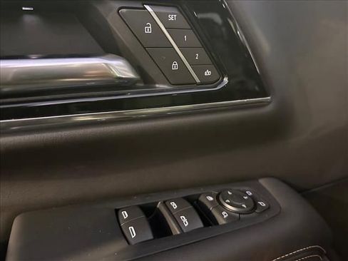 New 2026 GMC Yukon Elevation image 24