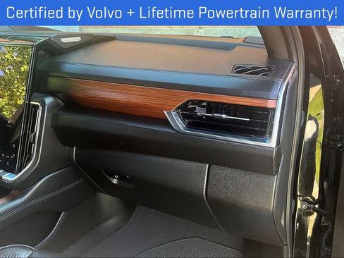 Used 2025 GMC Yukon XL Denali AWD/4WD image 21