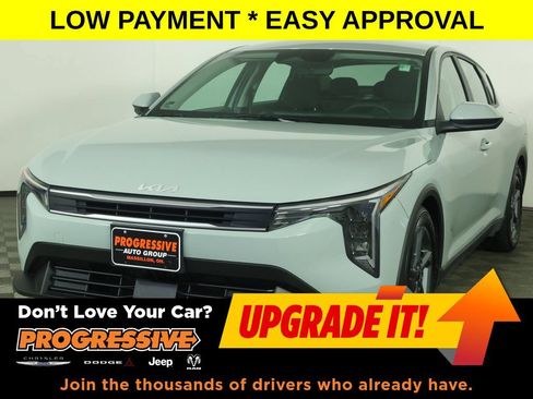 Used 2025 Kia K4 FWD image 1