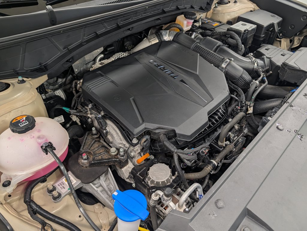 Certified 2024 Hyundai Santa Cruz Limited AWD/4WD image 36