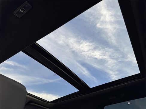 Certified 2025 Ford F150 Platinum w/ Equipment Group 702A High image 31