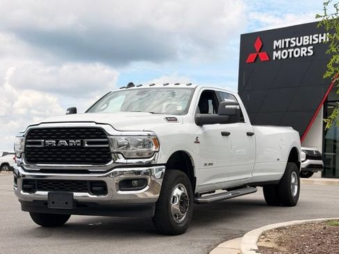 Used 2024 RAM 3500 Big Horn AWD/4WD image 7