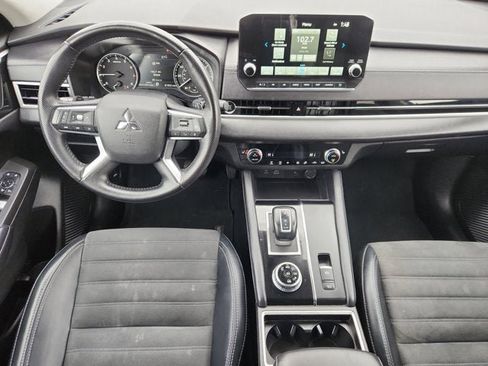 Used 2024 Mitsubishi Outlander Ralliart image 10