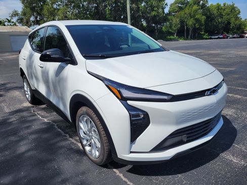 New 2027 Chevrolet Bolt LT FWD image 3