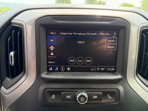 Used 2024 Chevrolet Silverado 2500 Custom w/ Custom Value Package AWD/4WD image 27