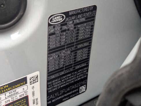 New 2026 Land Rover Range Rover Velar Dynamic SE image 19