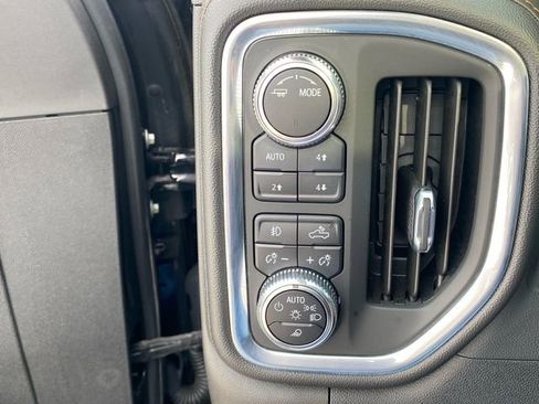 Used 2021 GMC Sierra 2500 AT4 w/ AT4 Premium Plus Package image 22