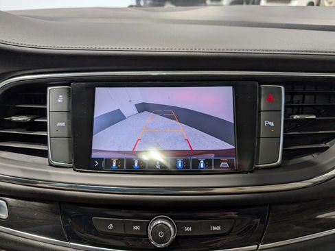 Used 2020 Buick Enclave Essence w/ Sound and Sites Package image 31