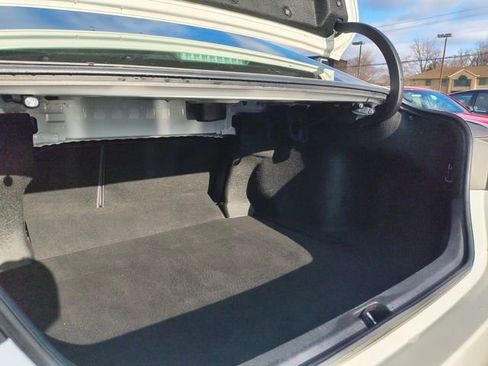 Used 2018 Toyota Camry LE image 24