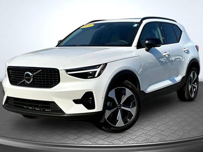 Used 2026 Volvo XC40 B5 Plus