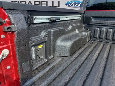 New 2025 Ford Maverick Lariat w/ Black Appearance Package image 10