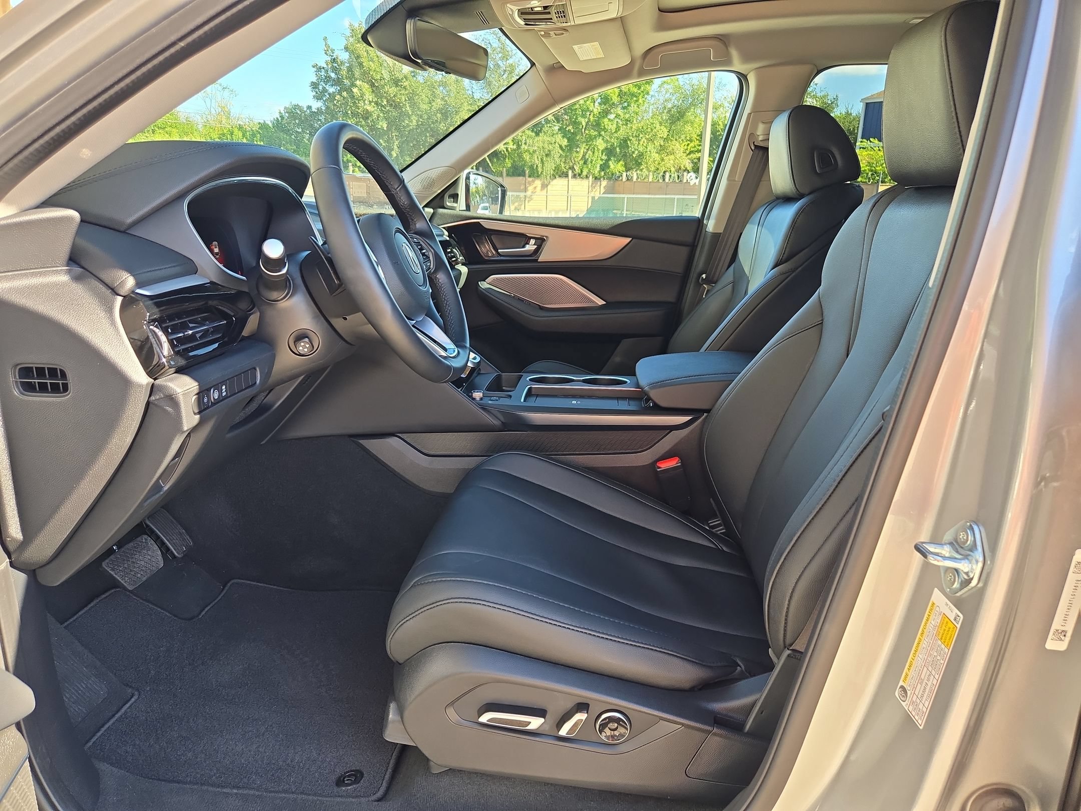 Certified 2026 Acura MDX SH-AWD image 9