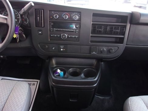 Used 2016 Chevrolet Express 3500 LT w/ LT Preferred Equipment Group image 31