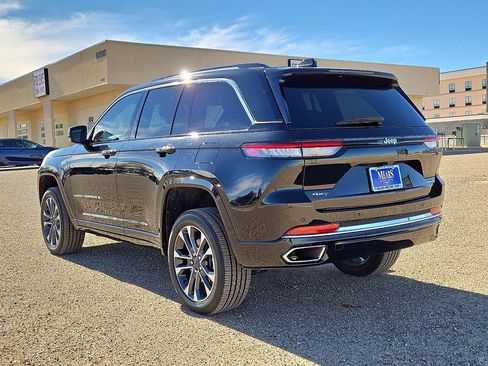 Used 2022 Jeep Grand Cherokee Overland image 3