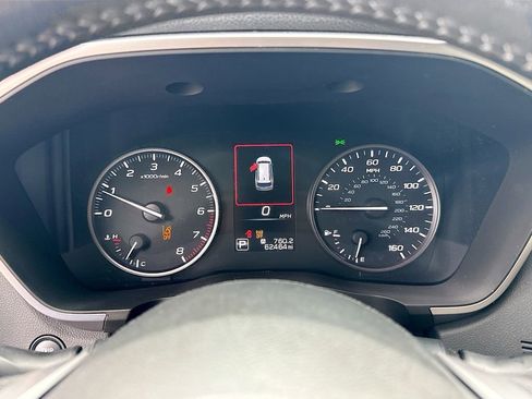 Used 2024 Subaru Ascent Premium w/ Convenience Package image 13