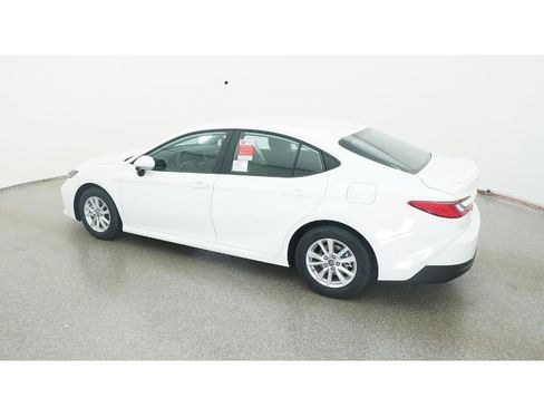 New 2026 Toyota Camry LE image 4