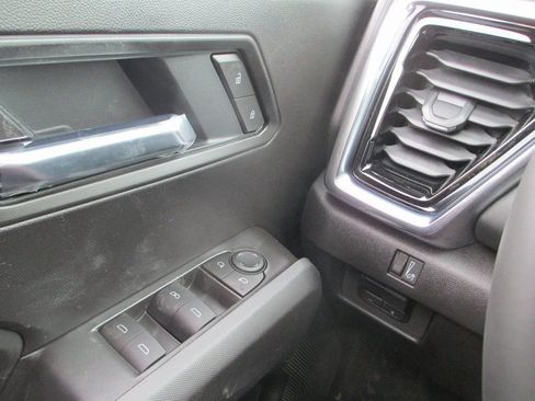 New 2026 GMC Canyon Elevation w/ Convenience Package AWD/4WD image 17