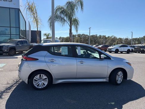Used 2023 Nissan Leaf S image 15