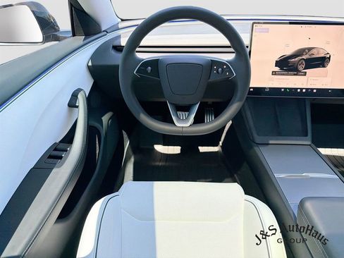 Used 2025 Tesla Model 3 Performance AWD/4WD image 30
