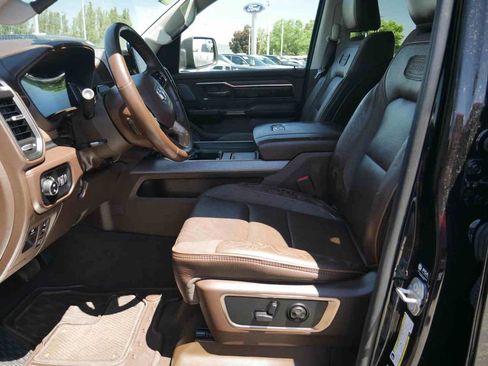 Used 2025 RAM 1500 Limited AWD/4WD image 31