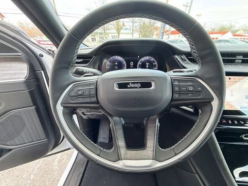 New 2026 Jeep Grand Cherokee Altitude AWD/4WD image 30