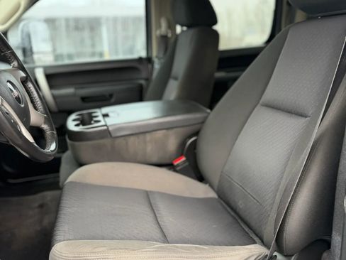 Used 2011 GMC Sierra 2500 SLE w/ SLE Preferred Package image 12