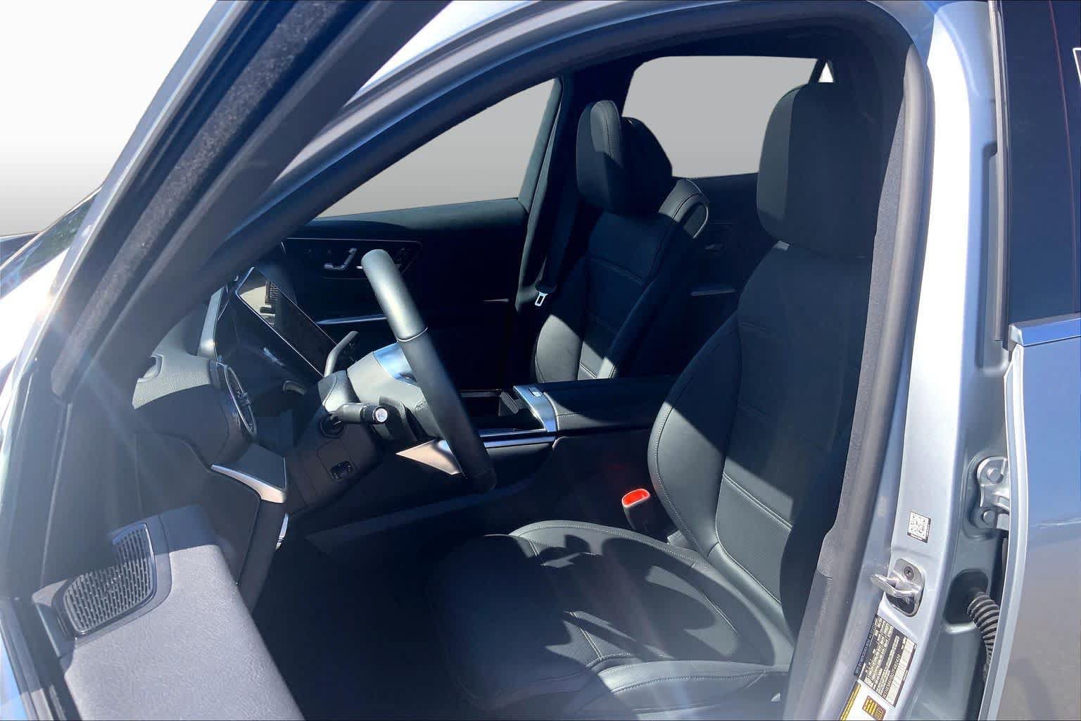 Certified 2026 Mercedes-Benz GLC 300 4MATIC image 9