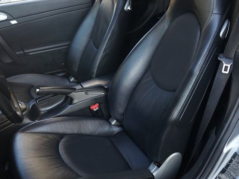 Used 2005 Porsche 911 Carrera image 9