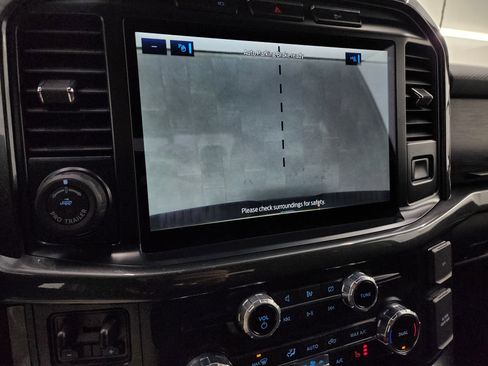 Used 2022 Ford F150 XLT w/ Equipment Group 302A High image 17