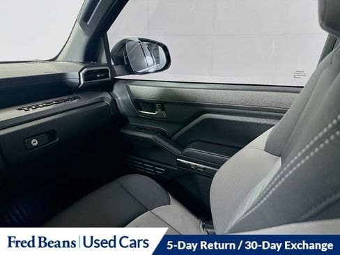 Used 2024 Toyota Tacoma TRD Sport image 23