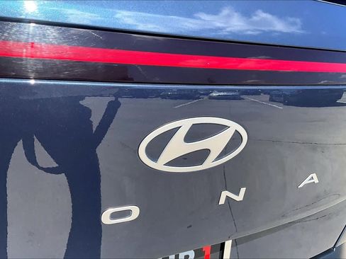 Used 2024 Hyundai Kona Limited FWD image 30
