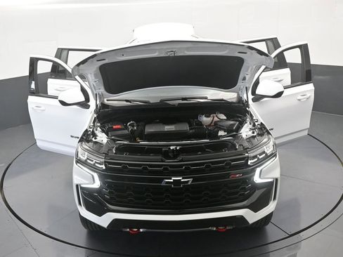 Used 2024 Chevrolet Suburban Z71 image 77