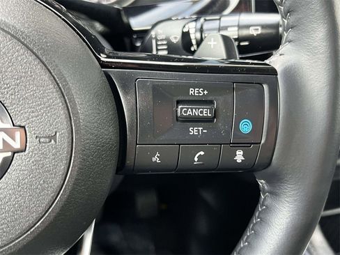 Certified 2024 Nissan Pathfinder SL image 22