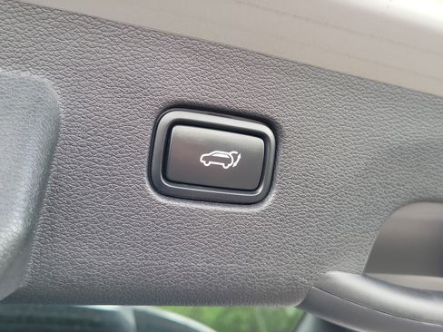 Used 2024 Kia Sportage SX AWD/4WD image 9
