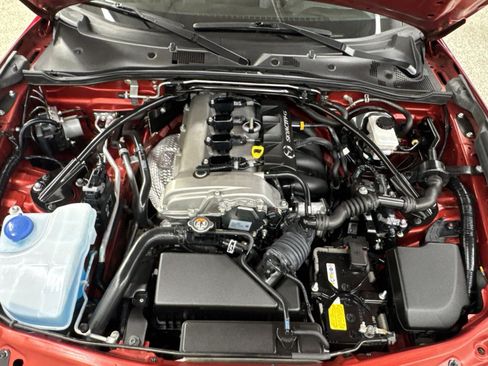 Used 2022 MAZDA MX-5 Miata Grand Touring w/ Weather Package RWD image 39
