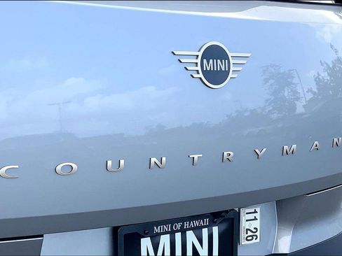 Certified 2025 MINI Cooper Countryman S w/ Comfort Package Max image 9