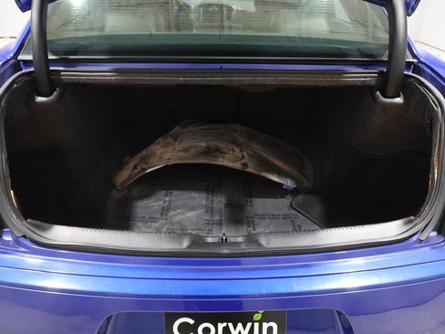 Used 2019 Chrysler 300 S image 4