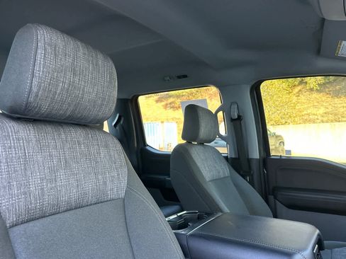 Used 2023 Ford F250 XLT w/ Black Appearance Package image 17