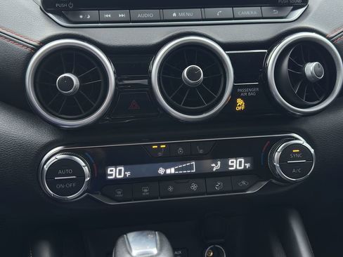 Used 2024 Nissan Sentra SR w/ SR Premium Package image 22