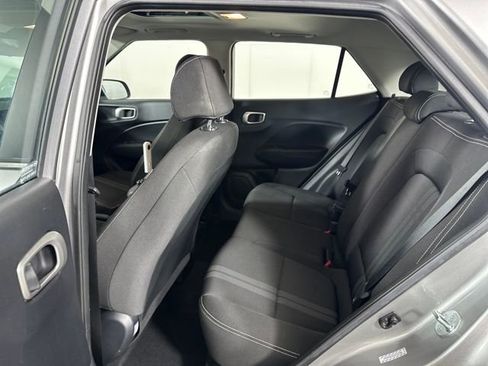 Certified 2023 Hyundai Venue SEL image 25
