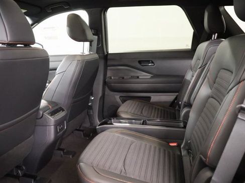 New 2026 Nissan Pathfinder Rock Creek w/ Rock Creek Premium Package AWD/4WD image 33