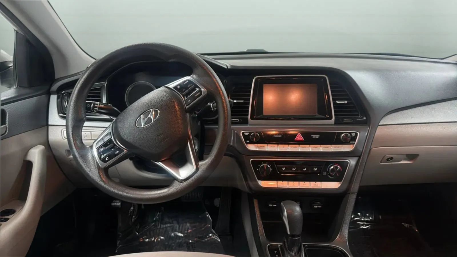Used 2018 Hyundai Sonata SE FWD image 11