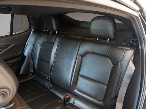 Used 2025 Buick Envista Sport Touring w/ Convenience II Package FWD image 19