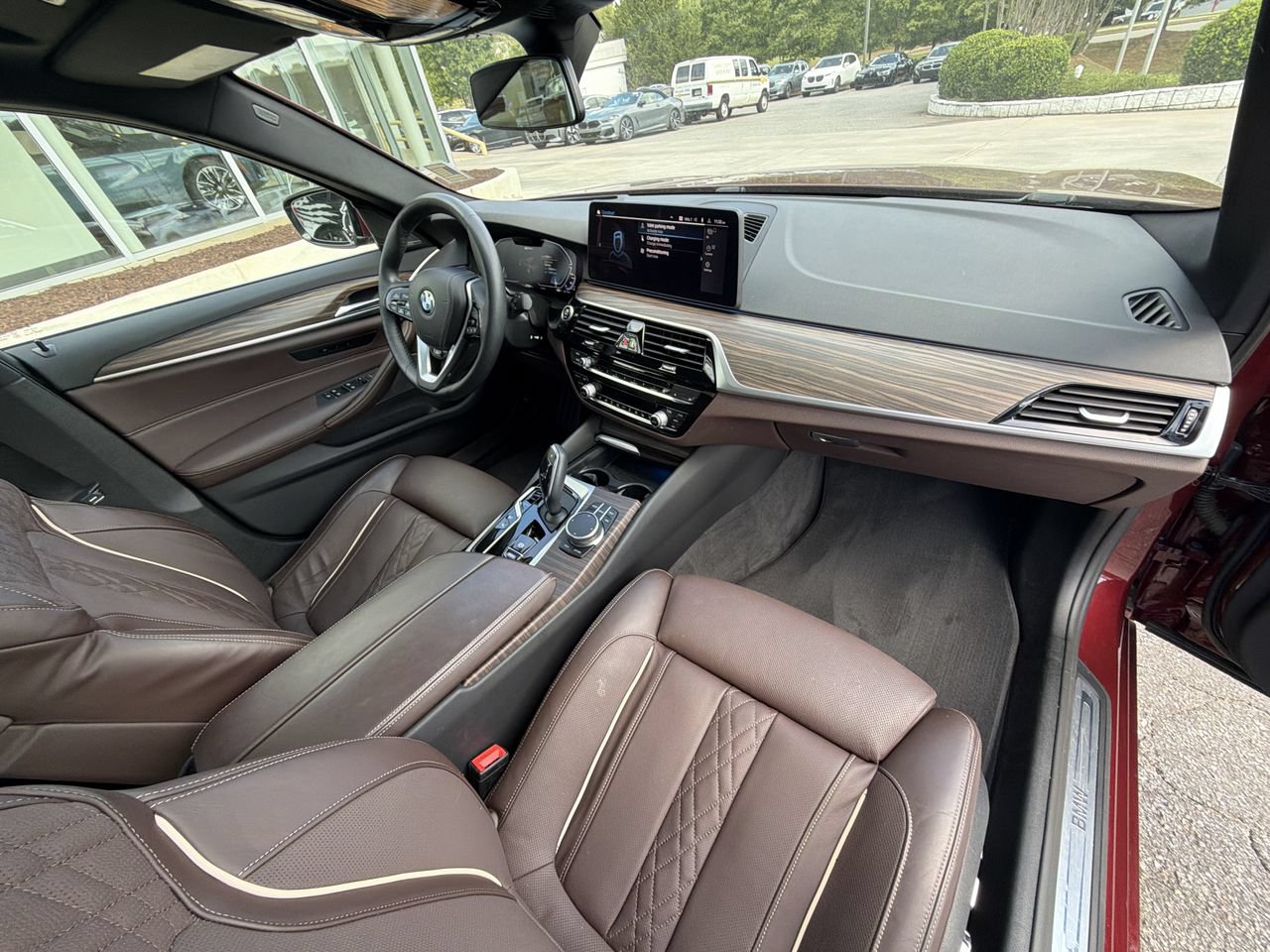 Used 2023 BMW 530e w/ Premium Package RWD image 36