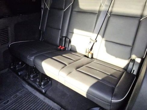 Used 2024 Cadillac Escalade ESV Premium Luxury w/ LPO, Floor Liner Package AWD/4WD image 9