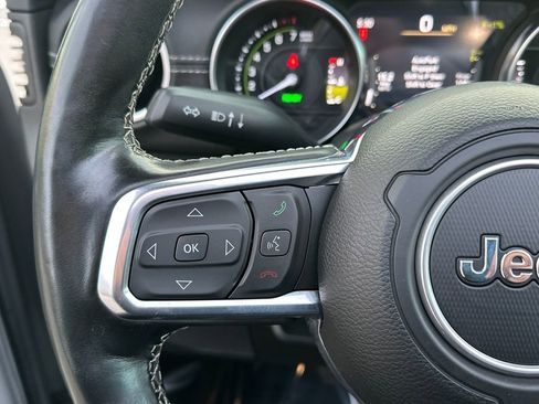 Used 2023 Jeep Wrangler Unlimited Sahara w/ Cold Weather Group image 28